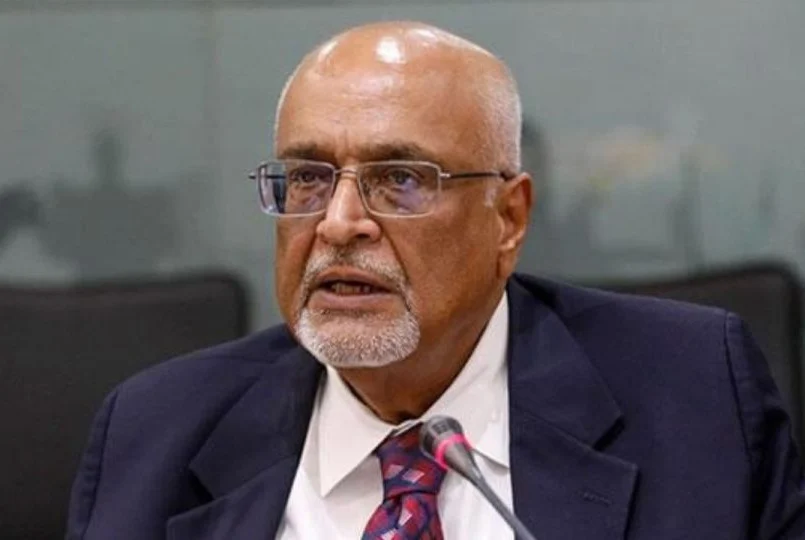 গণতন্ত্র ও উন্নয়নের এই সন্ধিক্ষণে সব আকাঙ্ক্ষার কথা তুলে ধরুন